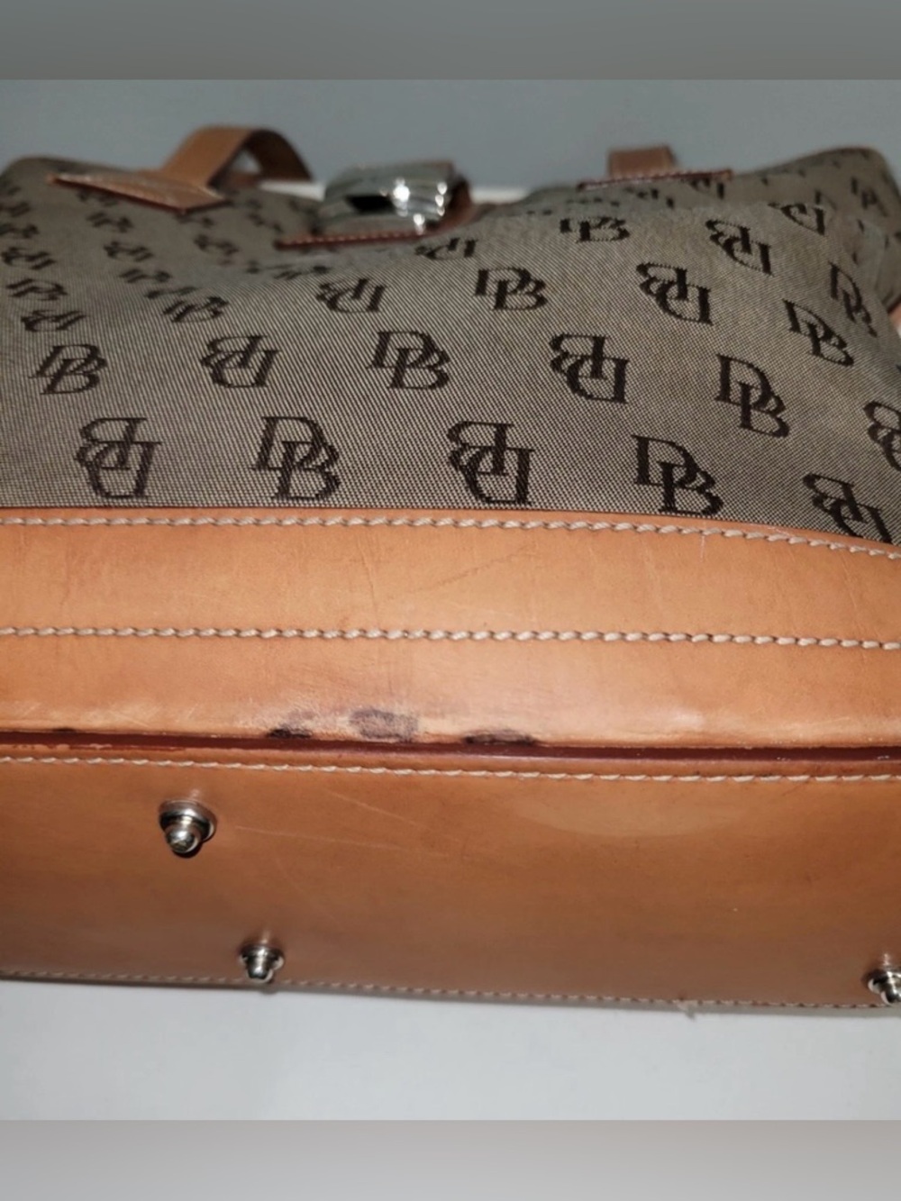 Vintage Dooney & Bourke Brown Canvas Monogram Tote Bag Tan Leather Trim - Picture 11 of 16
